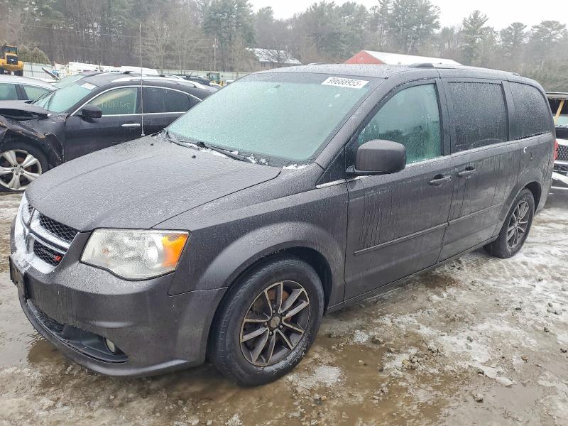 DODGE GRAND CARA 2017 with VIN 2C4RDGCG6HR670845 - Photo from auction