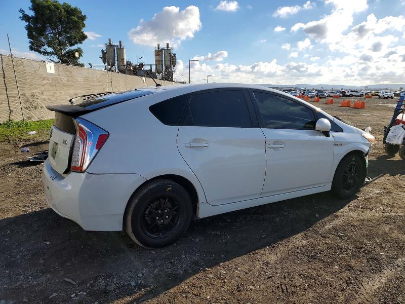 Photo 3 from auction – 2013 TOYOTA PRIUS with VIN JTDKN3DU6D0343863