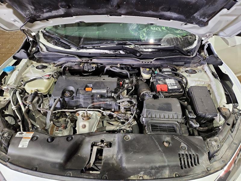 Photo 11 from auction – 2017 HONDA CIVIC with VIN 2HGFC2F87HH000497