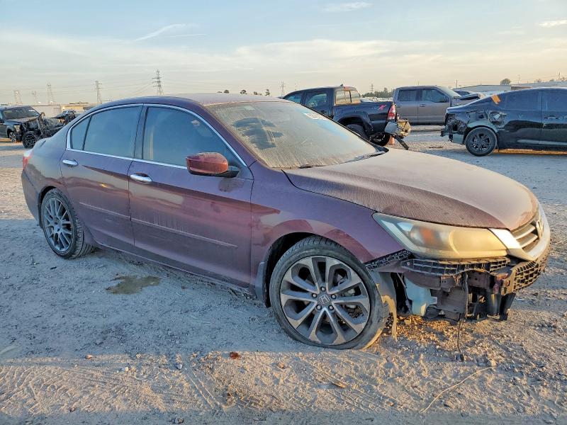 Photo 4 from auction – 2015 HONDA ACCORD SPO with VIN 1HGCR2F53FA011175