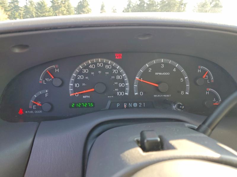 Photo 9 from auction – 2002 FORD F150 with VIN 1FTPX18L82NB20522