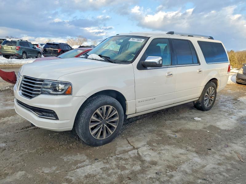 LINCOLN NAVIGATOR 2015 with VIN 5LMJJ3JT1FEJ00494 - Photo from auction