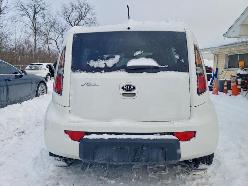 Photo 6 from auction – 2011 KIA SOUL with VIN KNDJT2A15B7715719