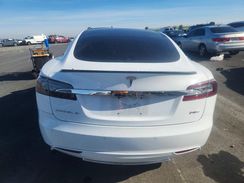 Photo 6 from auction – 2014 TESLA MODEL S with VIN 5YJSA1H17EFP37763