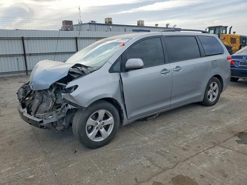 TOYOTA SIENNA LE 2014 with VIN 5TDKK3DC8ES406816 - Photo from auction