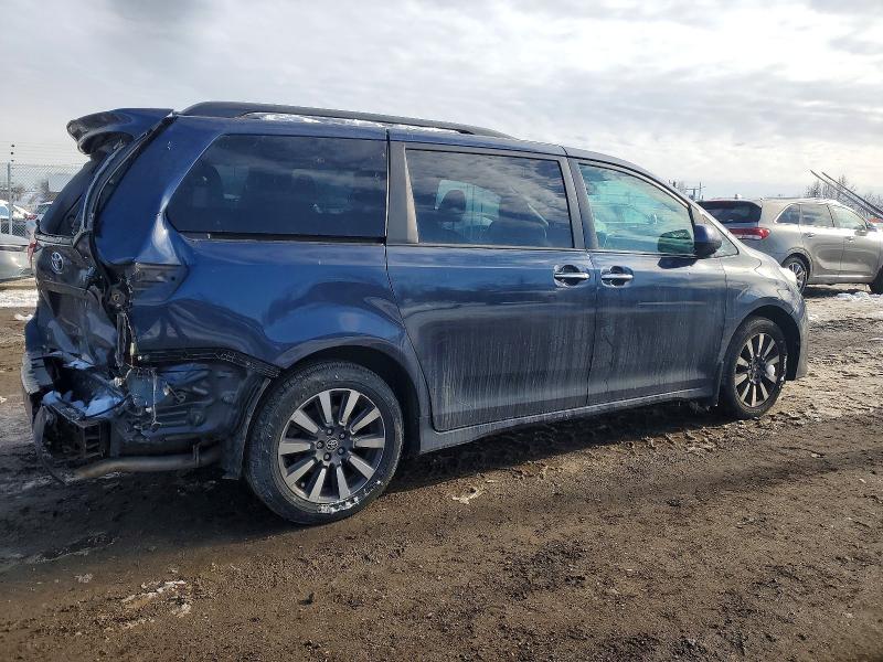 Photo 3 from auction – 2018 TOYOTA SIENNA XLE with VIN 5TDDZ3DC8JS196832