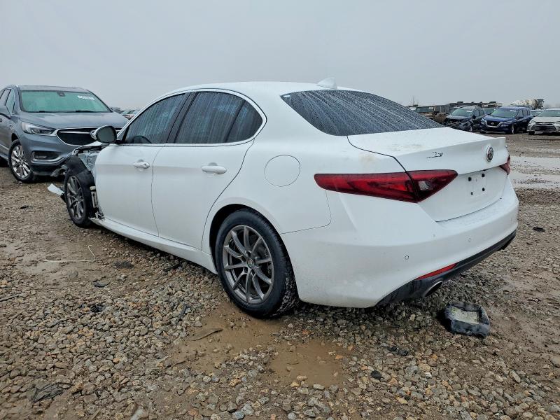 Photo 2 from auction – 2018 ALFA ROMEO GIULIA with VIN ZARFAEBN8J7589777