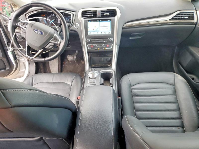Photo 8 from auction – 2018 FORD FUSION SE with VIN 3FA6P0LU3JR151569