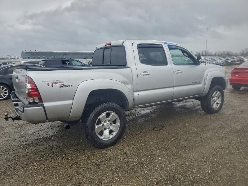 Photo 3 from auction – 2013 TOYOTA TACOMA DOU with VIN 3TMLU4EN5DM123003