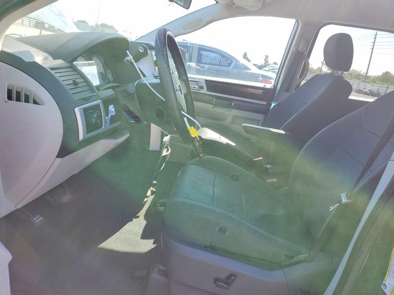 Photo 7 from auction – 2010 DODGE GRAND CARAVAN with VIN 2D4RN5D15AR211584