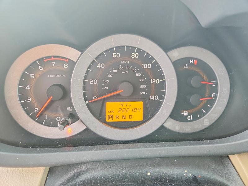 Photo 9 from auction – 2010 TOYOTA RAV4 with VIN 2T3BF4DV3AW074837