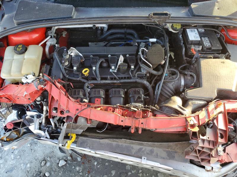 Photo 11 from auction – 2015 FORD FOCUS SE with VIN 1FADP3F24FL316621