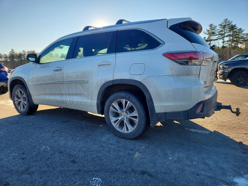 Photo 2 from auction – 2015 TOYOTA HIGHLANDER with VIN 5TDJKRFH1FS216204