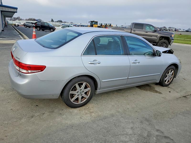 Photo 3 from auction – 2003 HONDA ACCORD with VIN 1HGCM66583A019225