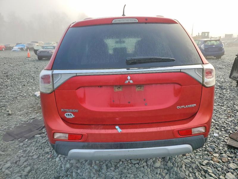 Photo 6 from auction – 2015 MITSUBISHI OUTLANDER with VIN JA4AD3A37FZ013166