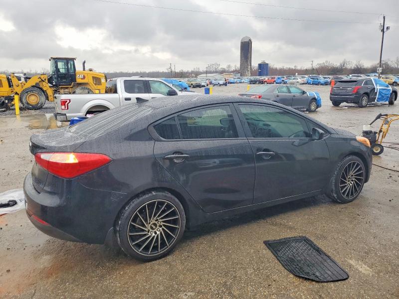 Photo 3 from auction – 2016 KIA FORTE LX with VIN KNAFK4A68G5603478