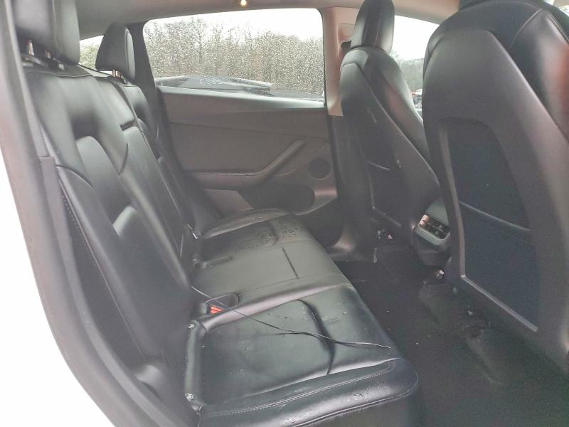 Photo 11 from auction – 2022 TESLA MODEL Y with VIN 7SAYGDEF2NF387620