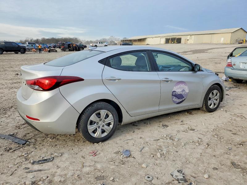 Photo 3 from auction – 2016 HYUNDAI ELANTRA SE with VIN 5NPDH4AE8GH695451