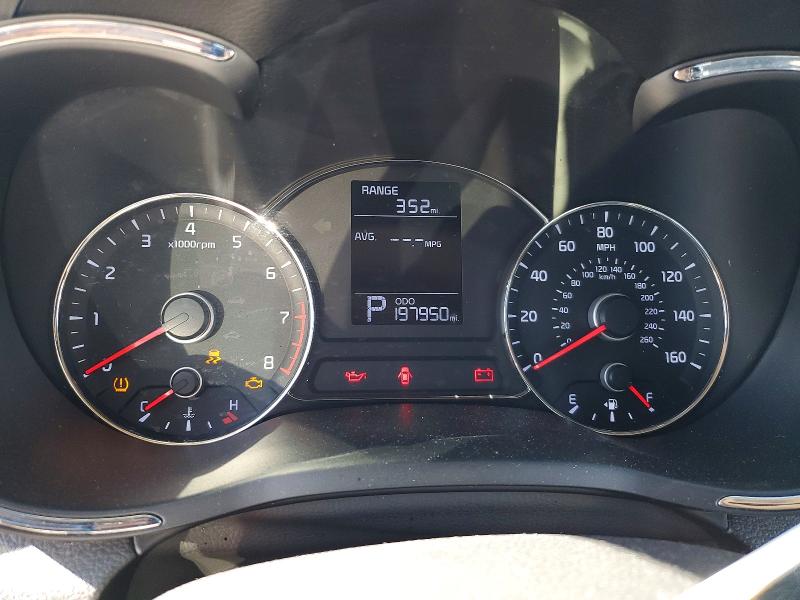 Photo 9 from auction – 2016 KIA FORTE LX with VIN KNAFX4A67G5544747