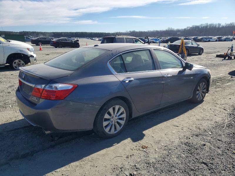Photo 3 from auction – 2014 HONDA ACCORD TOU with VIN 1HGCR3F93EA017307