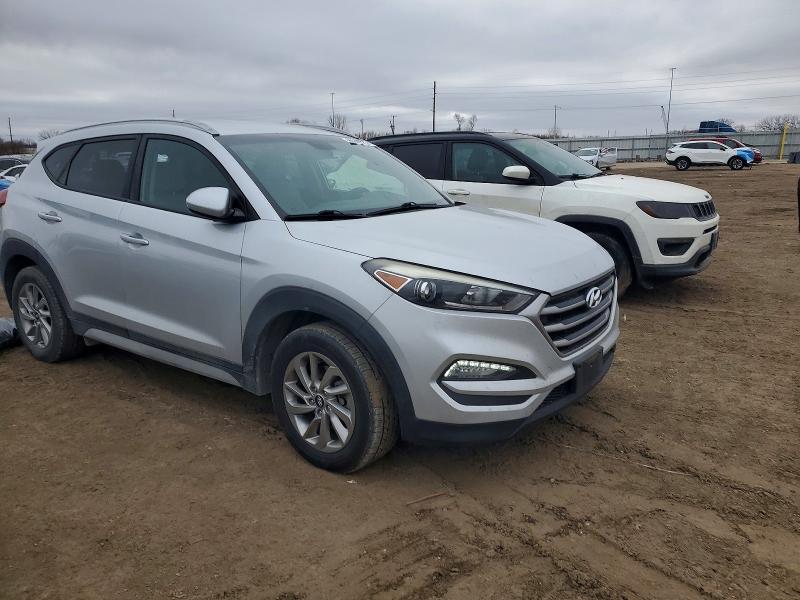 Photo 4 from auction – 2018 HYUNDAI TUCSON SEL with VIN KM8J3CA40JU644277