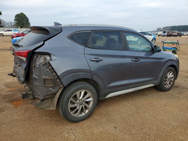 Photo 3 from auction – 2018 HYUNDAI TUCSON with VIN KM8J33A44JU666606
