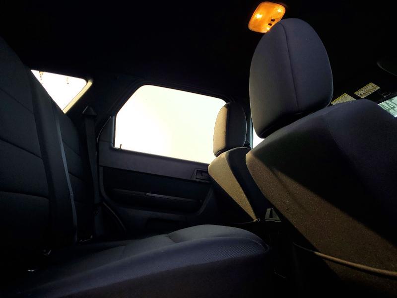 Photo 10 from auction – 2011 FORD ESCAPE XLT with VIN 1FMCU0DG4BKB03949