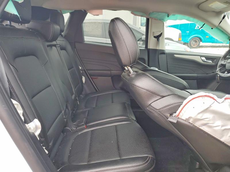 Photo 11 from auction – 2022 FORD ESCAPE SEL with VIN 1FMCU0H67NUB78283