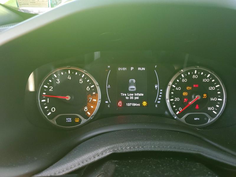 Photo 9 from auction – 2018 JEEP RENEGADE L with VIN ZACCJBBB4JPH41994