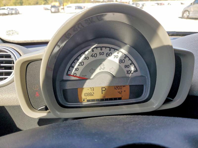 Photo 9 from auction – 2013 SMART FORTWO PUR with VIN WMEEJ3BA6DK606442