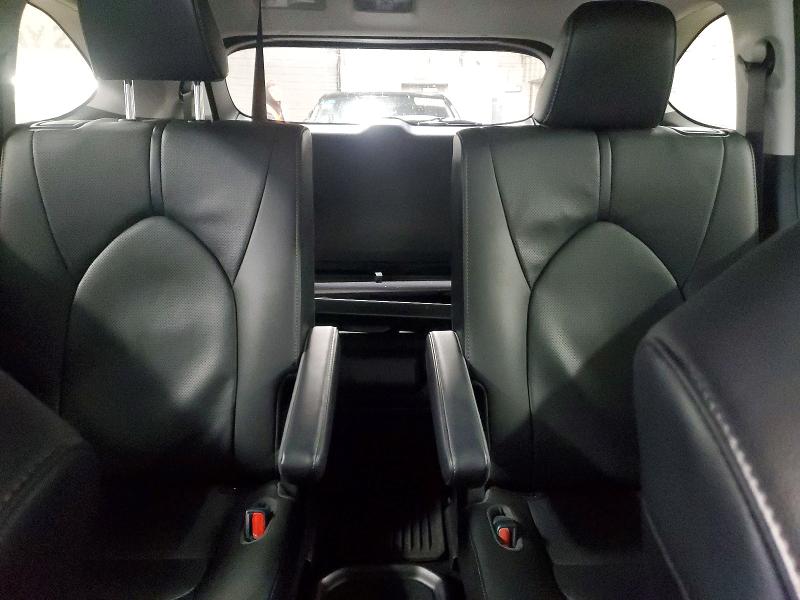 Photo 10 from auction – 2021 TOYOTA HIGHLANDER with VIN 5TDDZRBH0MS085570