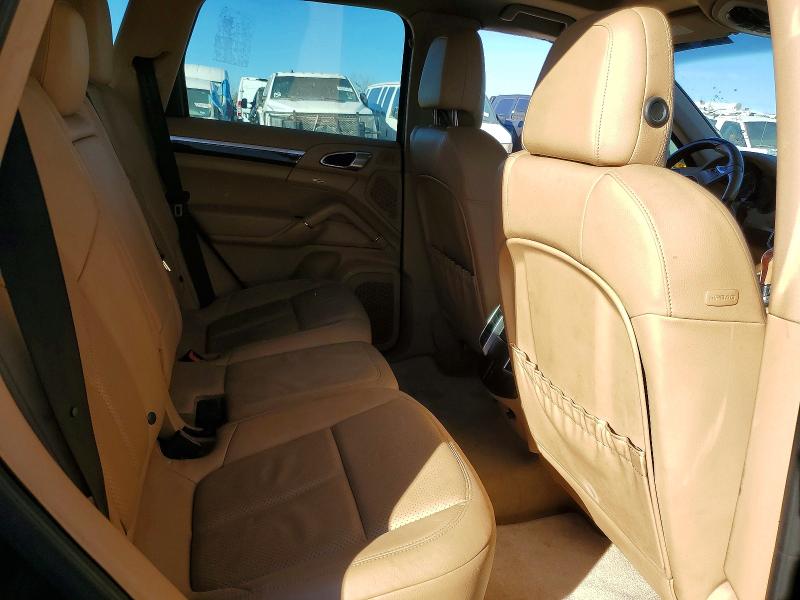 Photo 11 from auction – 2013 PORSCHE CAYENNE with VIN WP1AA2A27DLA19063