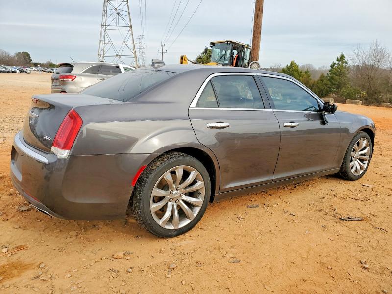 Photo 3 from auction – 2016 CHRYSLER 300 LIMITE with VIN 2C3CCAAG2GH358183