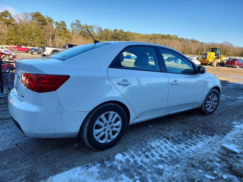 Photo 3 from auction – 2013 KIA FORTE with VIN KNAFU4A24D5702236