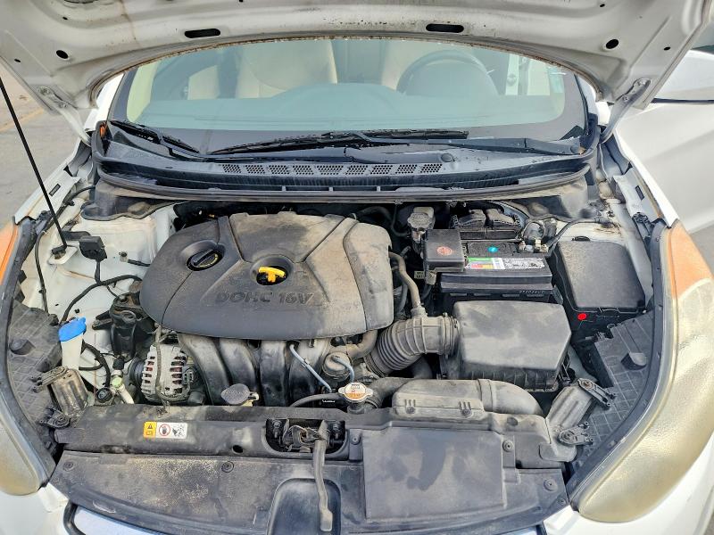 Photo 11 from auction – 2013 HYUNDAI ELANTRA GL with VIN 5NPDH4AE8DH375574