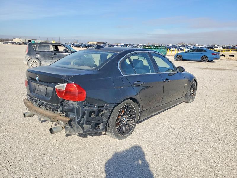 Photo 3 from auction – 2008 BMW 335 I with VIN WBAVB77558NM05048