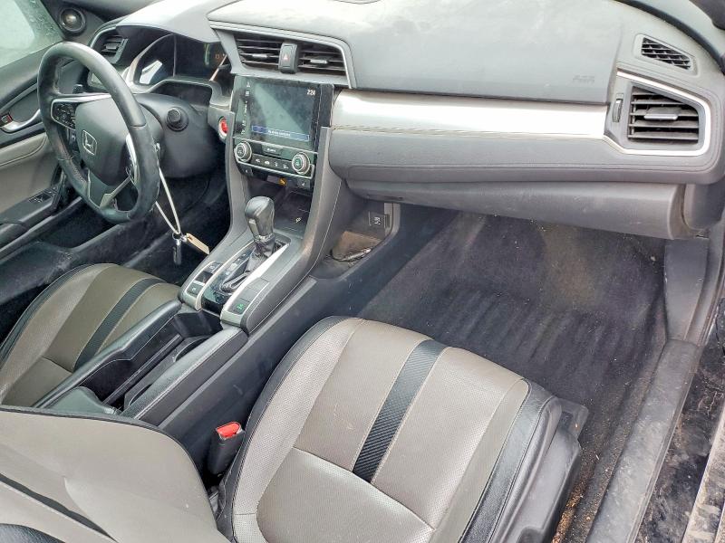 Photo 8 from auction – 2016 HONDA CIVIC TOUR with VIN 2HGFC3B95GH426675