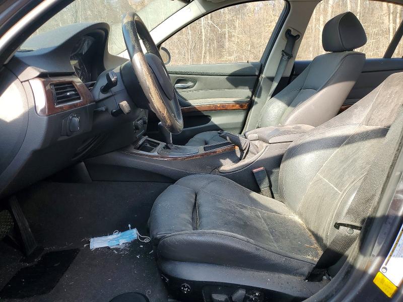 Photo 7 from auction – 2006 BMW 325 I AUTO with VIN WBAVB17586NK32197