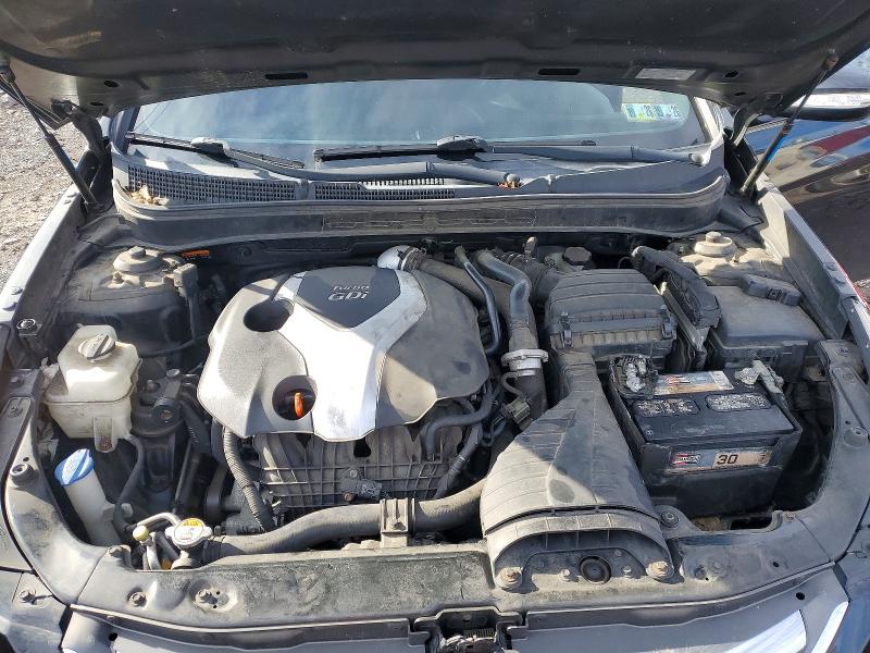 Photo 11 from auction – 2014 HYUNDAI SONATA SE with VIN 5NPEC4AB4EH848431