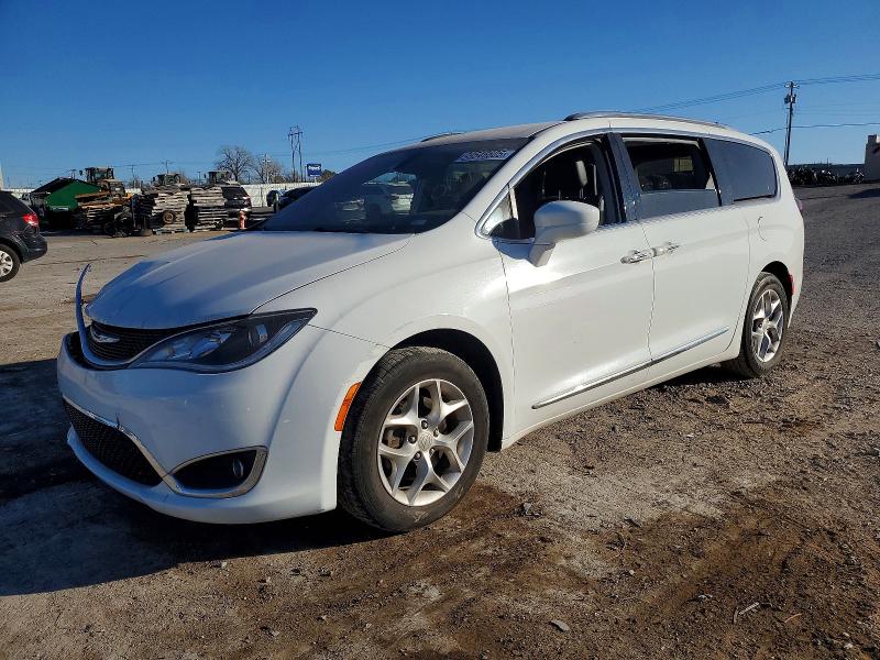 CHRYSLER PACIFICA T 2018 with VIN 2C4RC1EG8JR291848 - Photo from auction