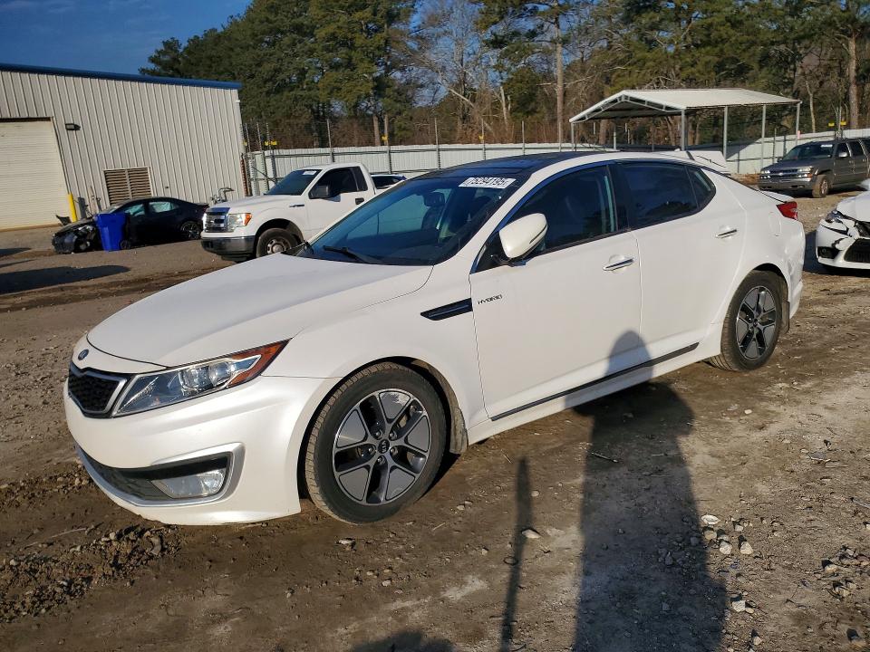 KIA OPTIMA HYB 2013 with VIN KNAGM4AD4D5051566 - Photo from auction