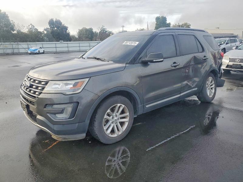FORD EXPLORER X 2017 con VIN 1FM5K7DH8HGD90692 - Foto de la subasta