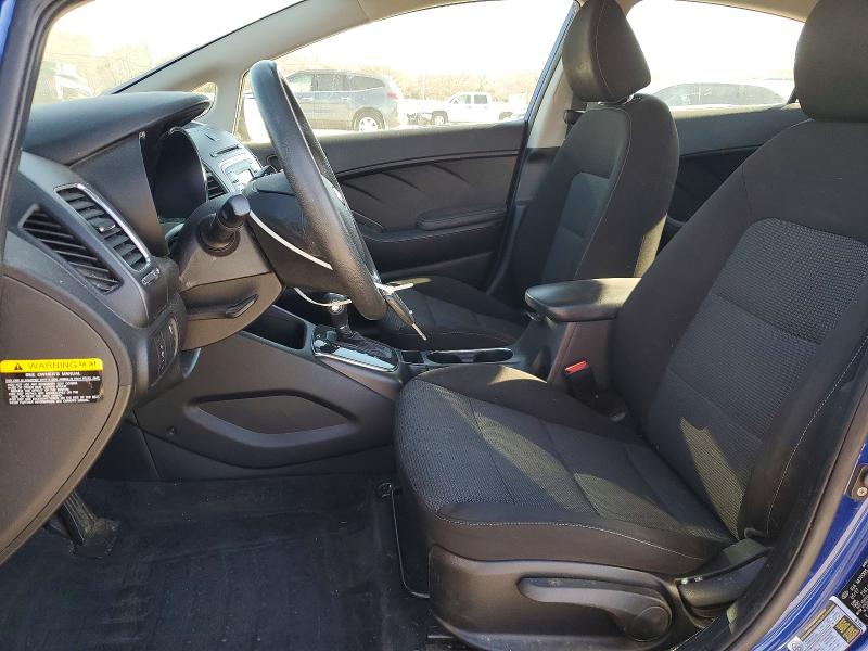Photo 7 from auction – 2017 KIA FORTE with VIN 3KPFK4A75HE114280
