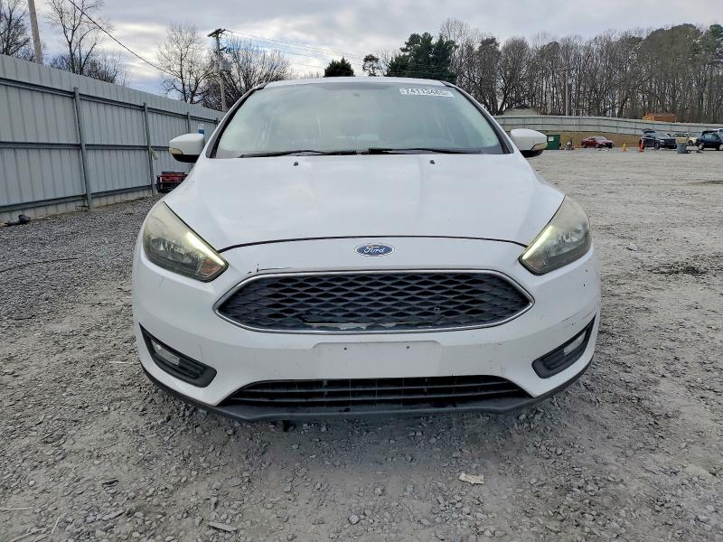 Photo 5 from auction – 2016 FORD FOCUS with VIN 1FADP3K23GL285210