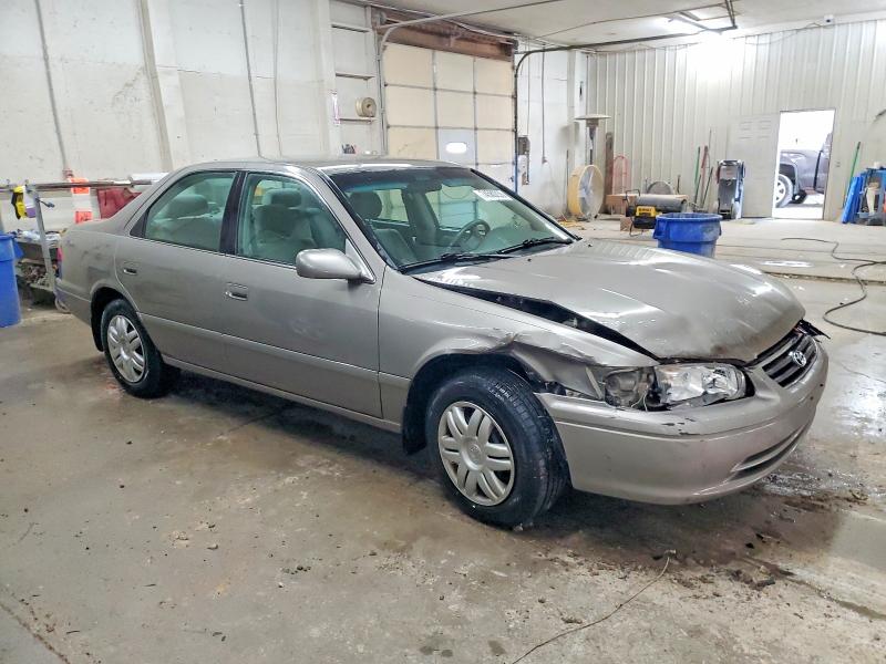 Photo 4 from auction – 2001 TOYOTA CAMRY LE with VIN 4T1BF22K81U123312