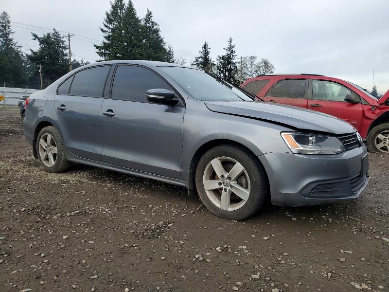 Photo 4 from auction – 2012 VOLKSWAGEN JETTA with VIN 3VWLL7AJ1CM385653