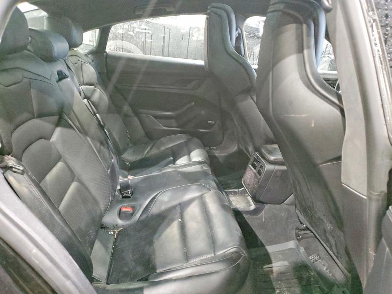 Photo 10 from auction – 2020 PORSCHE TAYCAN TUR with VIN WP0AC2Y10LSA72302