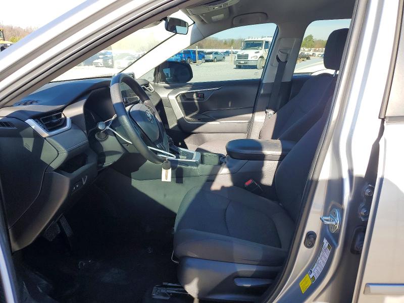 Photo 7 from auction – 2023 TOYOTA RAV4 LE with VIN 2T3H1RFV4PC229201