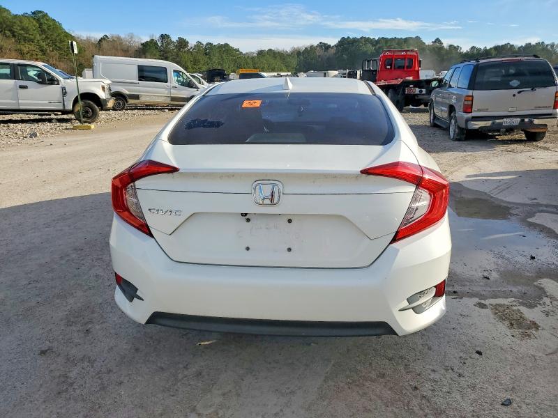 Photo 6 from auction – 2017 HONDA CIVIC EX with VIN 19XFC2F71HE030712