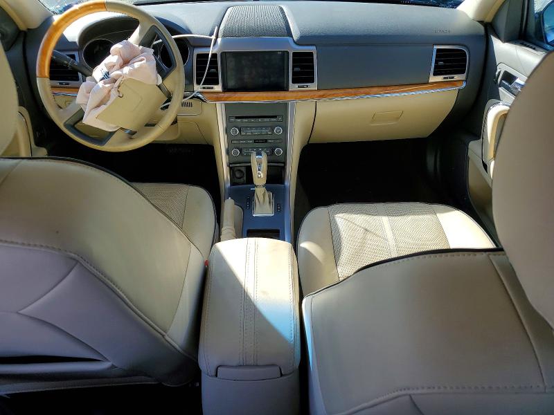 Снимка 8 от търг – 2011 LINCOLN MKZ с VIN 3LNHL2GC0BR752978